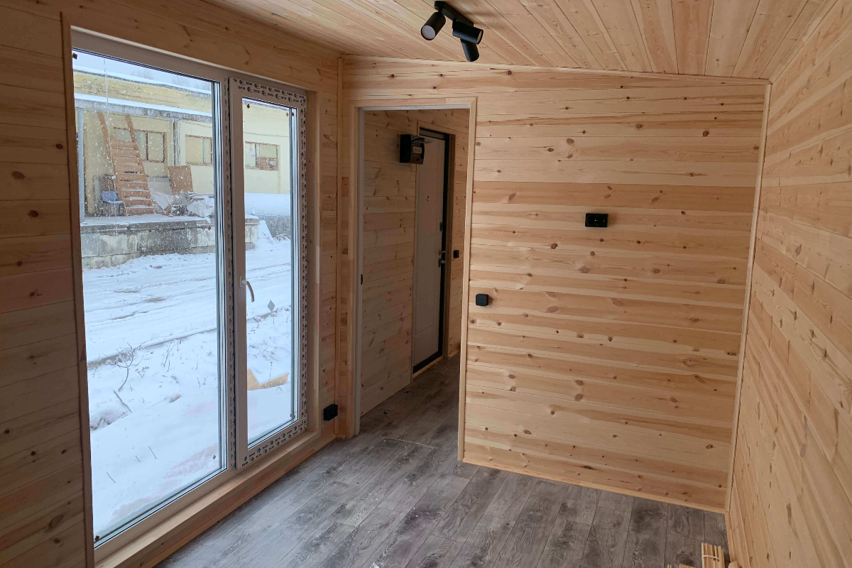 Бытовка для проживания 22 м² (9х2,5м)
